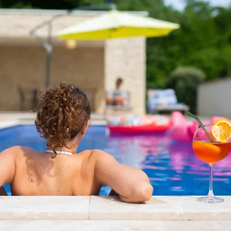 Villa Adrimar Vrbnik (Primorje-Gorski Kotar)